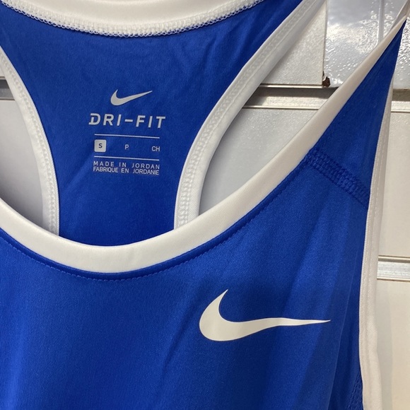 NIKE dri- fit running Tank - Picture 5 of 5